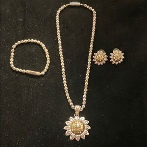 Elegant Gold and Silver Sunflower Jewelry Set